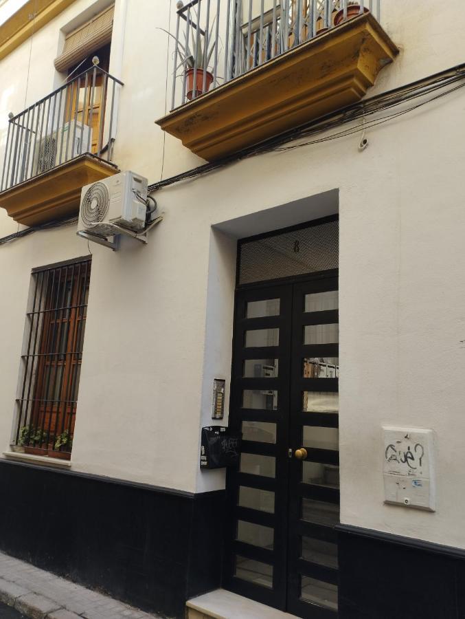 Apartamento Duenas Seville Luaran gambar