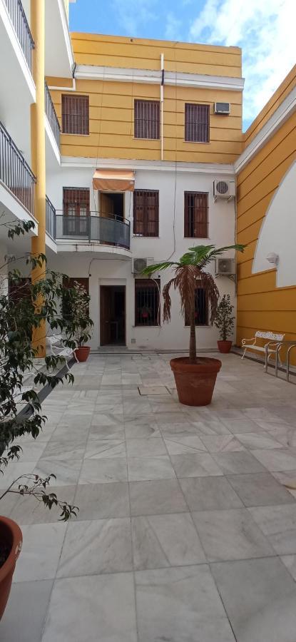 Apartamento Duenas Seville Luaran gambar